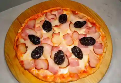 Pizza Ciruela Tocineta