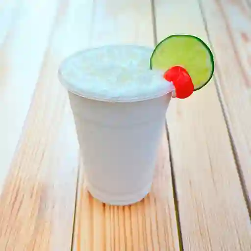 Limonada de Coco 16 Oz