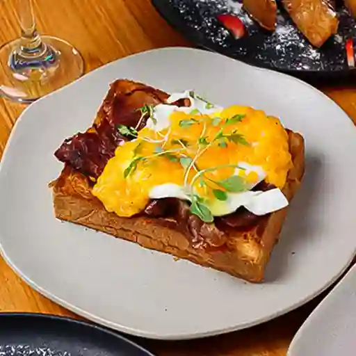 Huevos Benedictinos