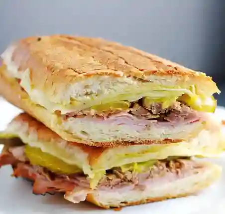 Sándwich Tradicional