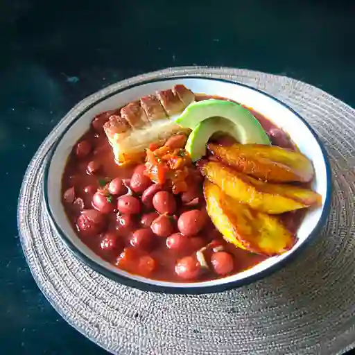 Cazuela de Frijoles