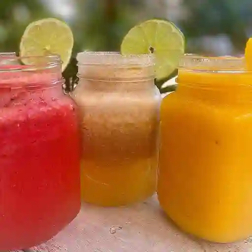 Jugo de Coco y Cereza