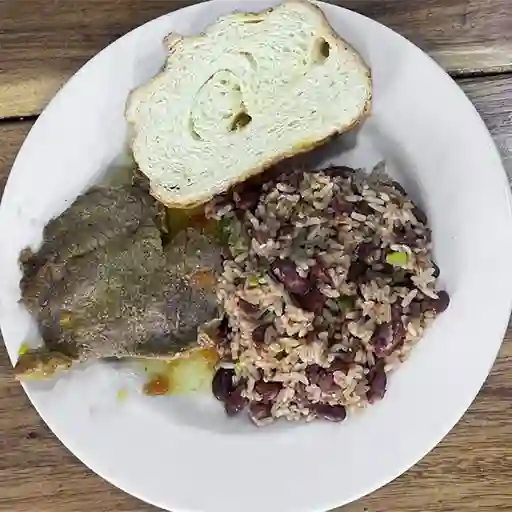 Calentao con Bistec