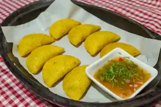 Empanadas de Iglesia X8