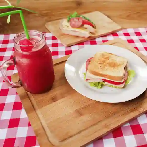 Sándwich Jamón Queso Mermelada