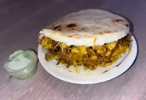 Arepa con Todo