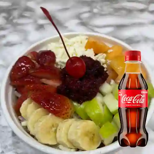 Combo Ensalada de Frutas + Coca Cola Original 250ml