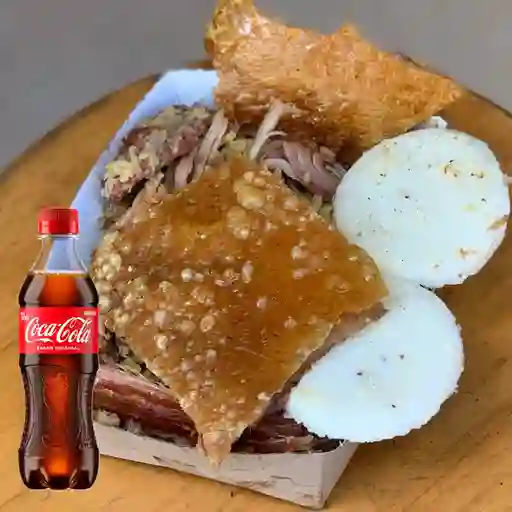 Combo Lechona + Arepas + Coca-Cola Original 400ml