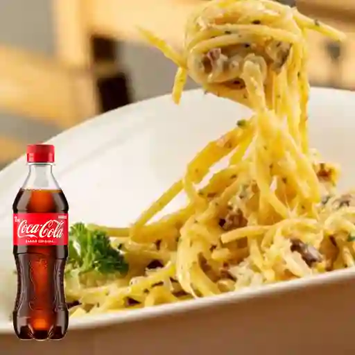 Combo Pasta Carbonara + Coca-Cola Original 400ml