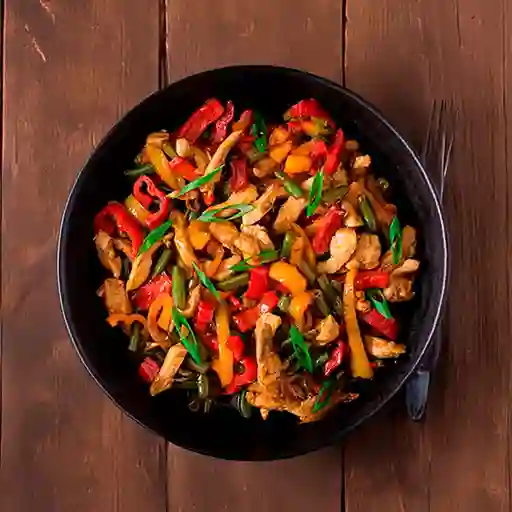 Vegetales Al Wok con Pollo y Cerdo