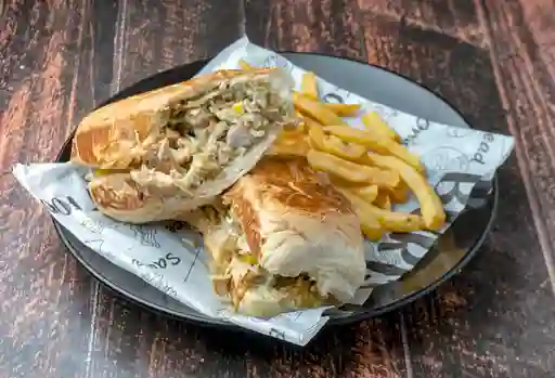 Chuzo Pan Pollo Ranchero