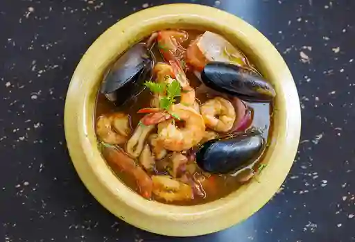 Saltado de Mariscos