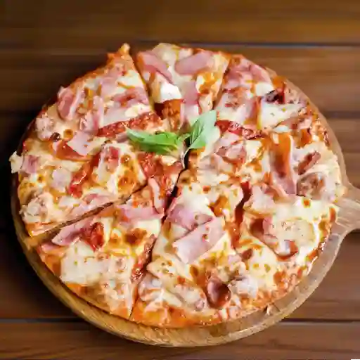 Pizza Jamón y Queso