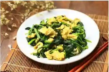 Desayuno Huevos con Espinaca