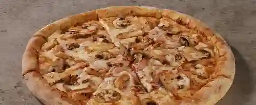 Pizza de Pollo y Champiñon 	