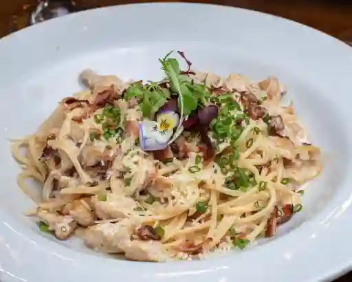 Pasta Pollo Tocineta