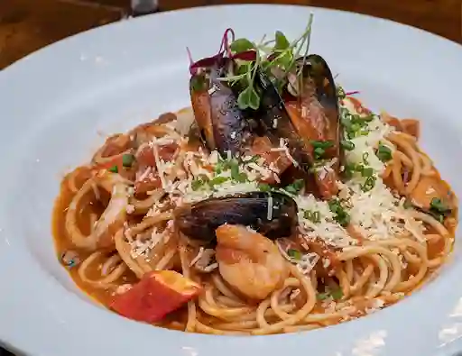 Pasta Frutos Del Mar