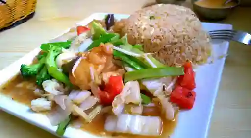 Pollo con Verduras Familiar