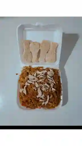 Combo Arroz Chino con 4 Nuggets de Pollo