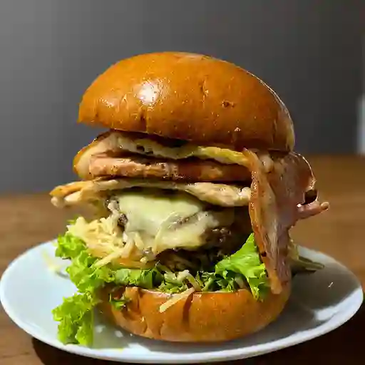 Hamburguesa Triple Papas a la Francesa