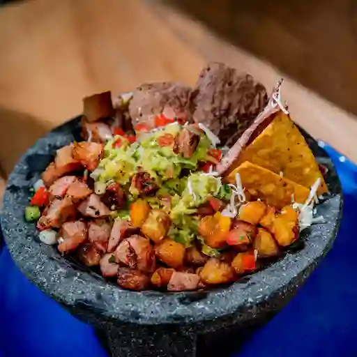 Molcajete Puerco Chorizo