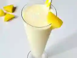 Malteada Piña Colada