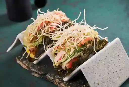 Poke Taco de Palmitos de Cangrejos