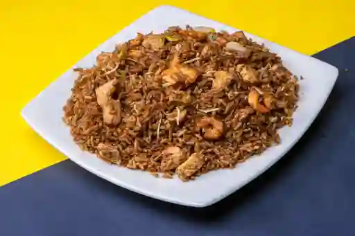Arroz Chino Pollo y Camaron