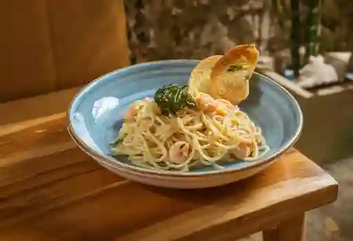 Pasta con Camarón