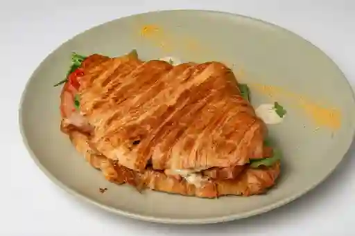 Sanguche de Croissant Bondiola Ahumada