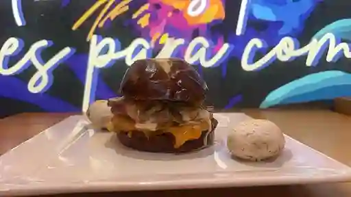 Hamburguesa Champiñones y Tocineta