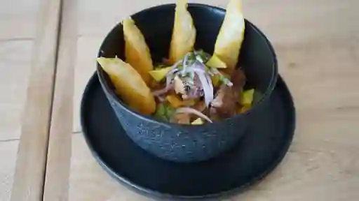 Ceviche de Chicharrón Al Barril