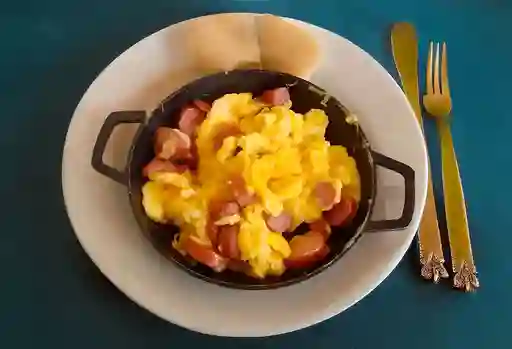 Huevos con Salchicha