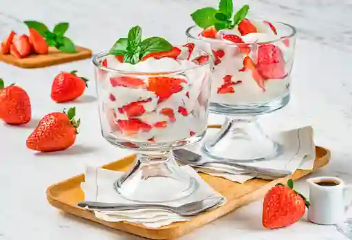 Fresas con Crema 12 Onzas