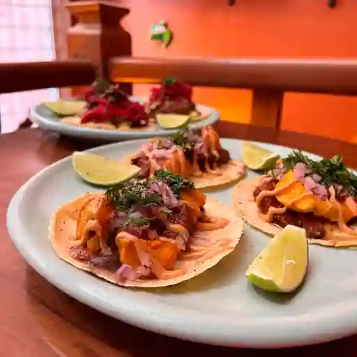 Tacos de Chorizo Verde