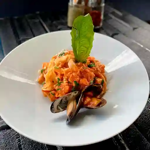 Pasta Frutos Del Mar