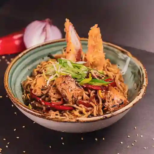 Yaki Soba de Pollo