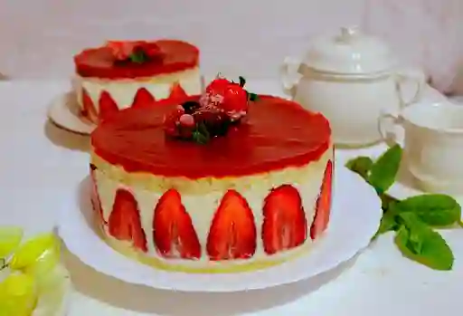 Torta Fraisier 20 Personas