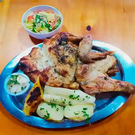 Medio Pollo al Carbón