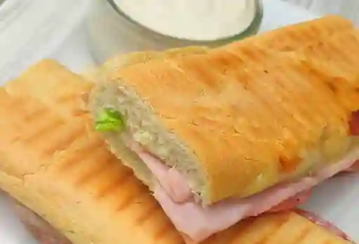 Sándwich Jamón Cordero