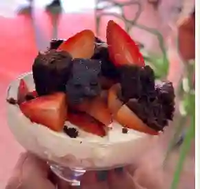 Fresas con Crema y Chocolate