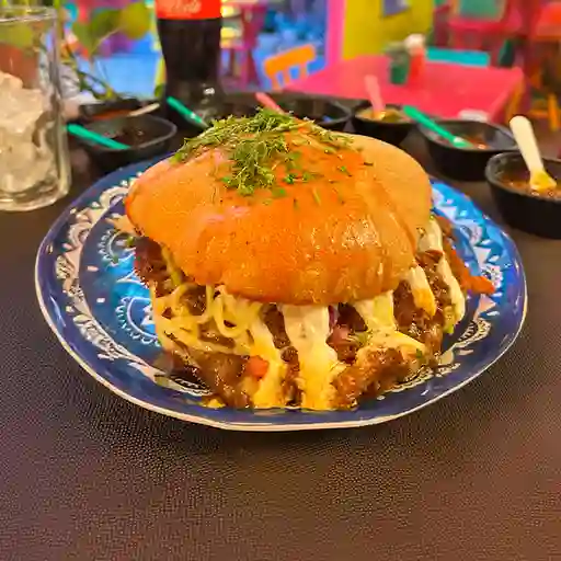 Torta de Birria
