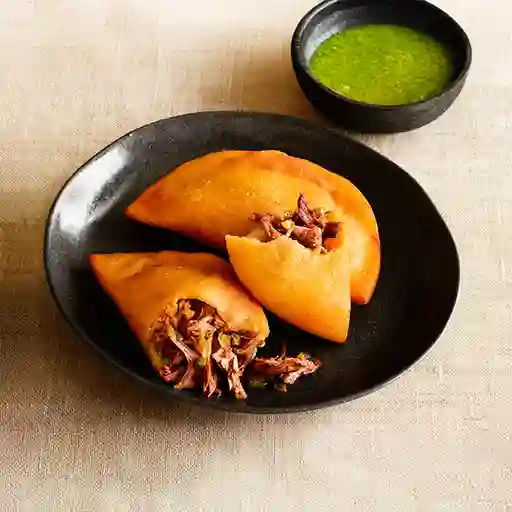 Empanada de Costilla Bq Desmechada