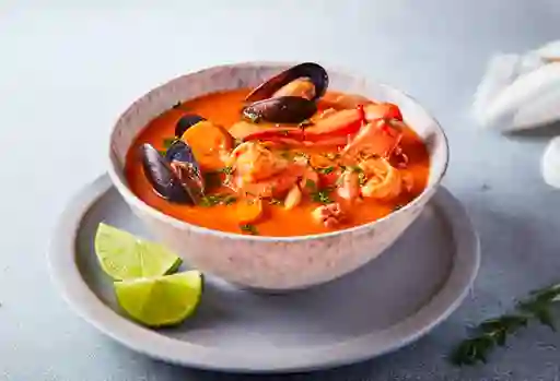 Sopa de Tortillas con Mariscos