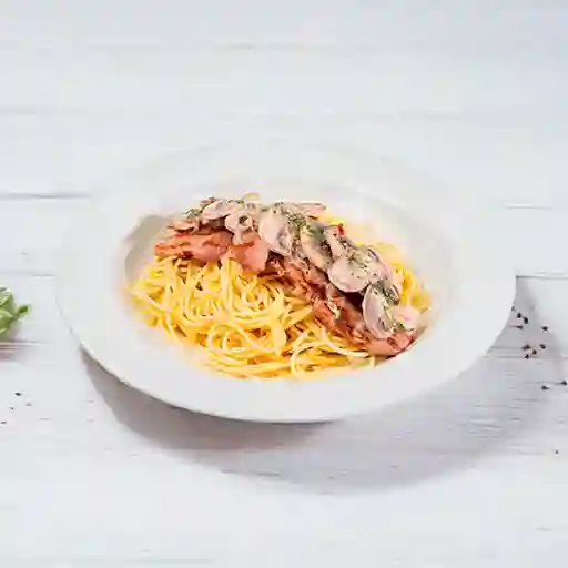 Spaguetti Ternera y Champiñones