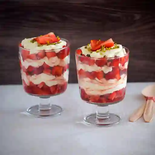 Fresas con Crema Sencilla