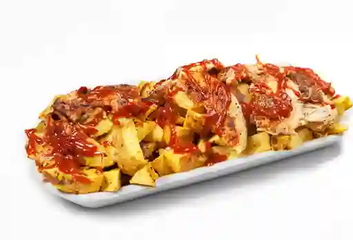 Salchipapa Chicharronada