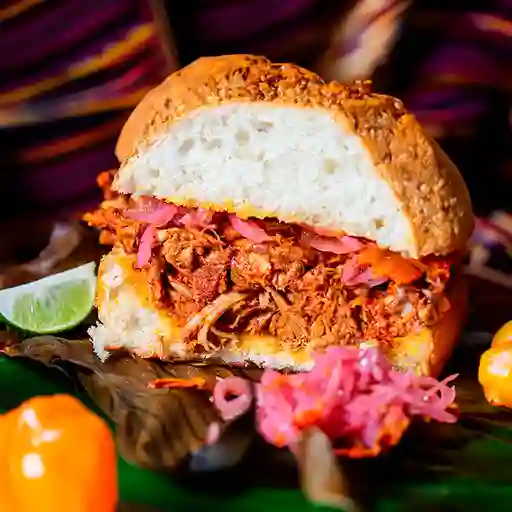 Torta Cochinita Pibil