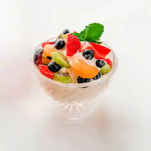 Ensalada de Frutas con Helado