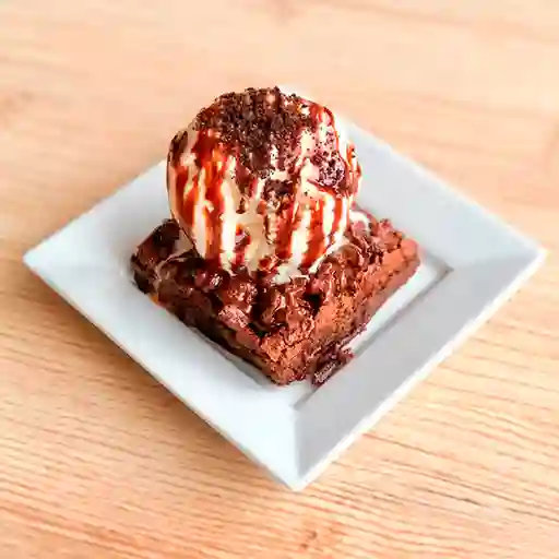 Brownie con Helado